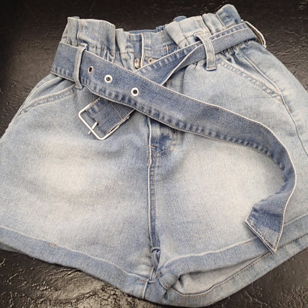 No Boundaries Women's Jean Shorts Size XS (1)